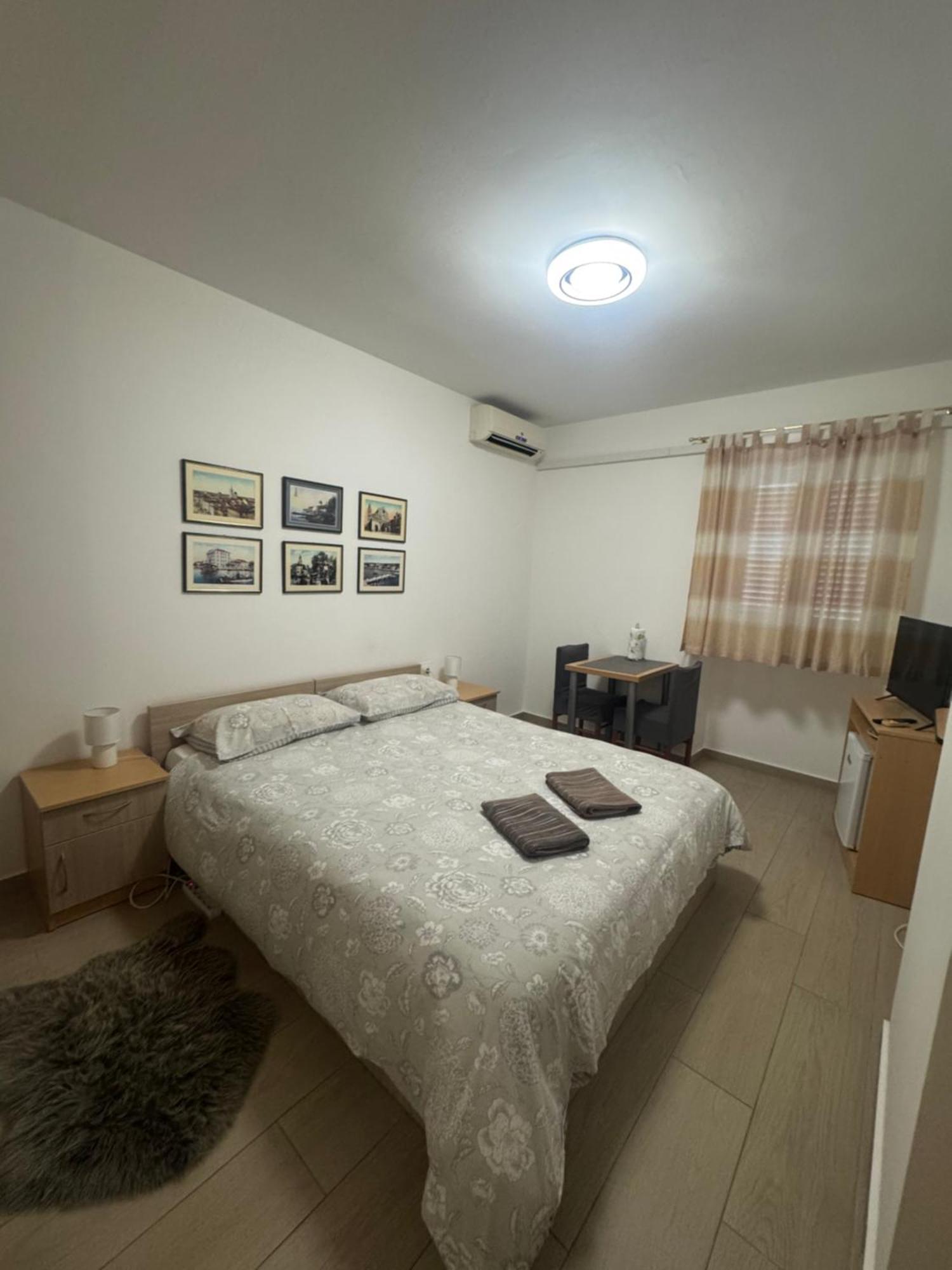 Miriam Rooms 자다르 외부 사진